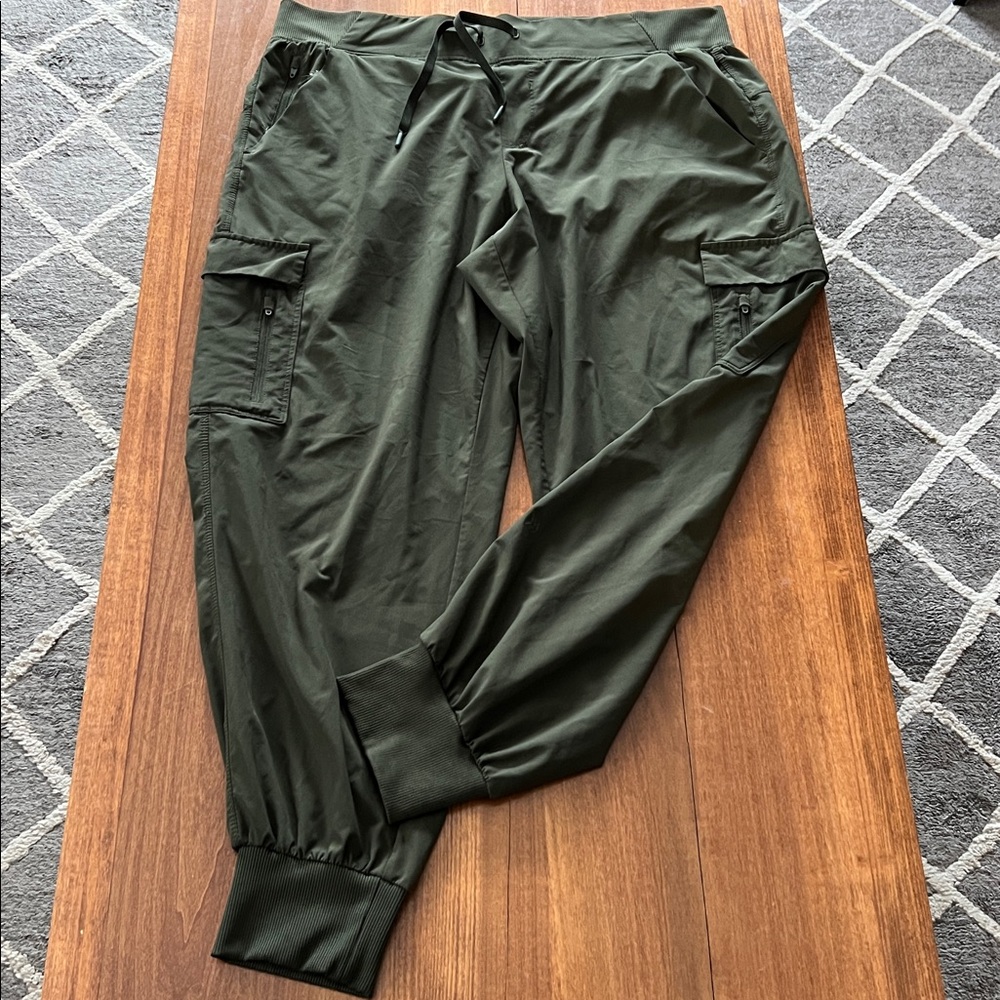 Women’s All in Motion Green Jogger Cargo Pants Size XL - Picture 2 of 10